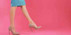 Tip Aman Pakai Heels Saat Hamil