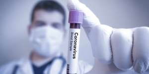 Viral, Pria Ini Ikut Uji Coba Pertama Vaksin Virus Corona