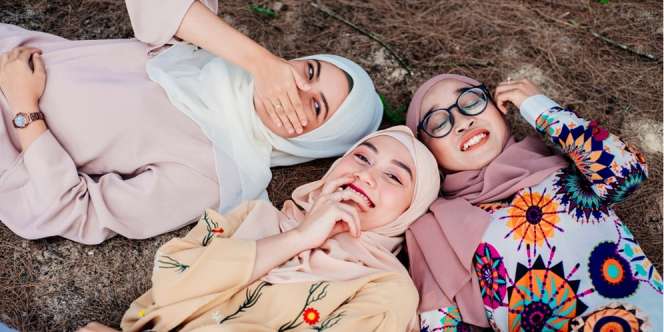 Jadi Simbol Kemurnian, Ini Manfaat yang Dibawa Lotus Essence untuk Kulitmu