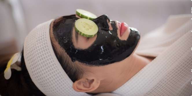 4 Bahan Alami yang Ampuh Menyamarkan Lingkaran Hitam