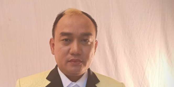 Sambil Menangis, Aziz Gagap Pamit dari Opera Van Java