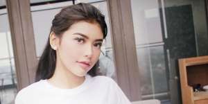 Pesona Rica Andriani, Selebgram yang Dinikahi Kapolsek Kembangan