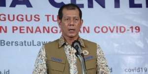 Doni Monardo Puji Kades dan Lurah Isolasi Mandiri Warga