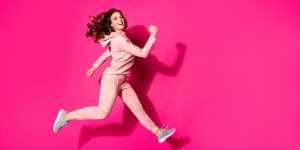 Bergaya Pakai Sweatpants dengan Mudah dan Kece