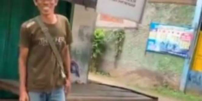 Heboh Video Perempuan Lempar Uang Saat Beli Duku karena Takut Corona
