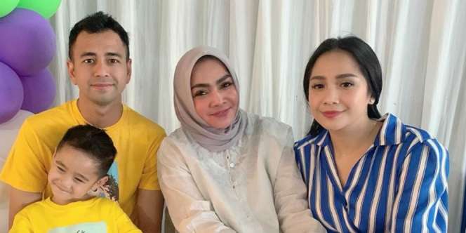 Ibunda Nagita Slavina Ultah, Raffi Ahmad Minta Maaf