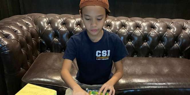 Nenek Unggah Foto Noah Sinclair Mengaji, Netizen Kirim Doa