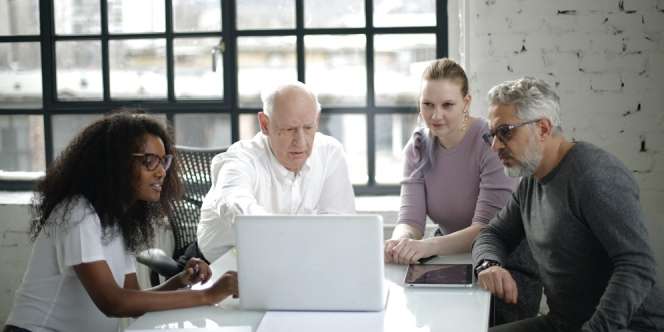 Hati-Hati! Ribuan Rekaman Aplikasi Zoom Bisa Diakses Orang Lain