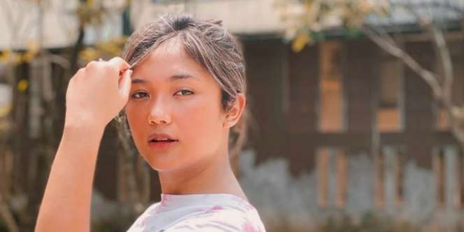 Berjemur di Atap, Gaya Marion Jola Tuai Komentar Gombal Netizen