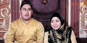 Potret 3 Selebritis yang Putuskan Nikahi Ibu Angkatnya