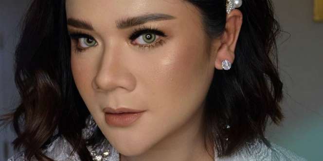 Judes di TV, Intip Gaya Mbak Yuli 'Tukang Ojek Pengkolan' yang Memesona