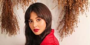 Gaya Aureli Moeremans Pakai Masker Bikin Riuh 