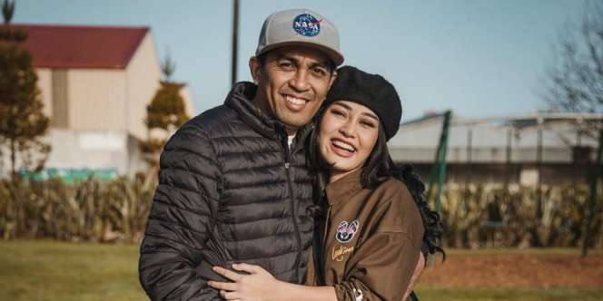 Di Kala Sakit Glenn Fredly Masih Coba Bahagiakan Istri di Hari Ultah