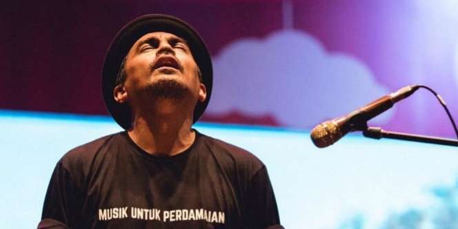 Air Mata Glenn Fredly Menetes Cerita Soal Putrinya di Konser Terakhir