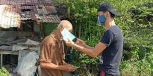 Petani Tua Didenda Rp3 Juta karena Langgar Lockdown, Netizen Bergerak