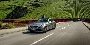 5 Tips Mobil Tetap Prima Ala Mercedes Benz