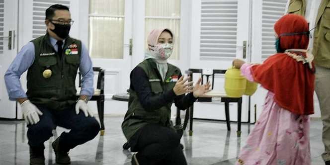 Bocah 7 Tahun Bawa Celengan ke Ridwan Kamil: Buat Beli Masker