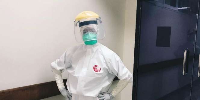 Cegah PHK, Perusahaan Banting Setir Produksi APD