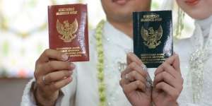 Melintas Saat PSBB, Pasutri Wajib Bawa Buku Nikah Saat Berkendara