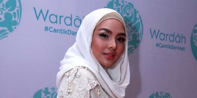 Imbas Covid-19, Desainer Ria Miranda Pangkas Koleksi Fall/Winter 2020