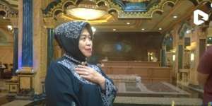 Rumah `Crazy Rich` Palu Belapis Emas, Tapi Tengok Ponselnya