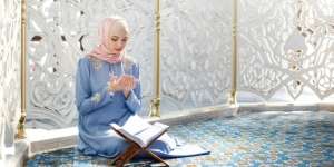 Doa Buka Puasa Lengkap Bahasa Arab, Latin, dan Terjemahannya