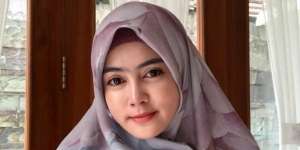 Baru Melahirkan, Istri Rifky Balweel Sudah Modis bak ABG