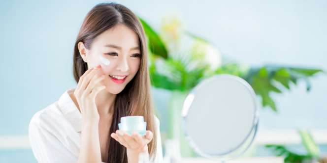 Haruskah Pakai Sunscreen Walau di Rumah Saja?