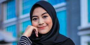 Tips Membuat Riasan Natural Tanpa Foundation