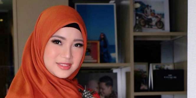 Selamat! Chacha Frederica Lahirkan Anak Pertama
