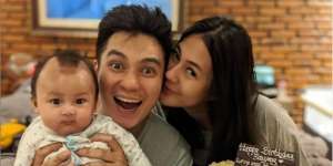 Ngumpet di Kamar Mandi, Baim Wong Dapat Kejutan Ultah dari Paula