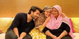 3 Gaya Aktris Bollywood di Hari Pertama Ramadhan