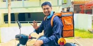 Astronot NASA Pertama Malaysia Banting Setir Jadi Pengantar Makanan
