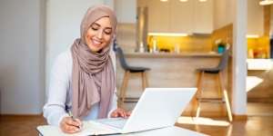 Tips Bebas Gerah Saat Berhijab Seharian, Biar Sejukmu Bikin #YakinMelangkah