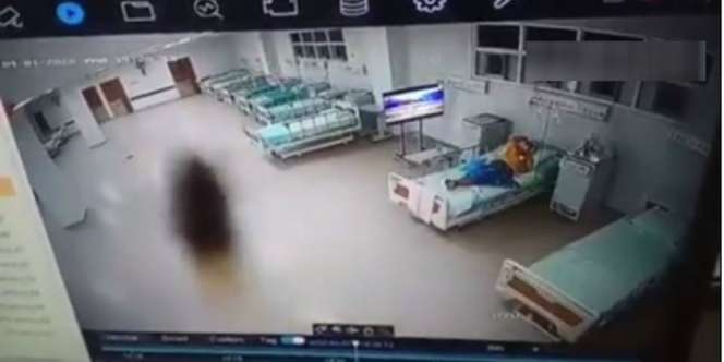 Merinding! Sosok Aneh Terekam CCTV di RS Rujukan Covid-19