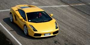 Sempat Diejek Ferrari, Merk Ini Sukses Besar di Segmen Supercar