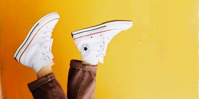 Tutorial Bersihkan Sepatu Agar Bebas Virus Covid-19