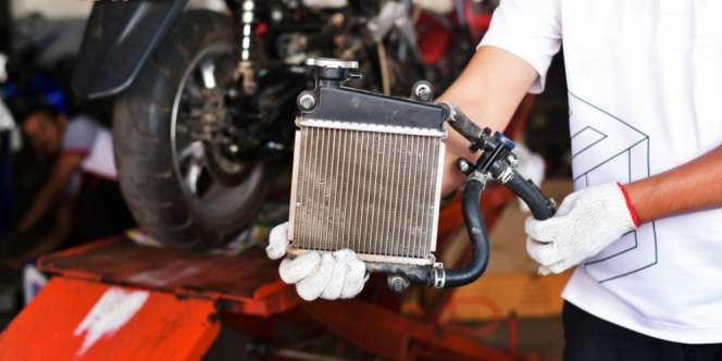 Ini Akibatnya Jika Membiarkan Radiator Motor Bermasalah