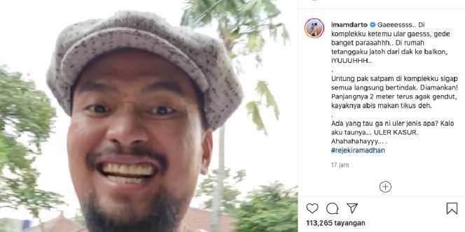 Wow! Ular Sanca 2 Meter Jatuh dari Atap Komplek Rumah Imam Darto 