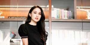 Sandra Dewi Dapat Musibah, Kakinya Melepuh