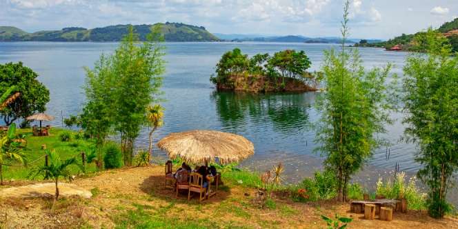 Tersangkut di Kokpit, Jenazah Pilot Pesawat MAF Ditemukan di Danau Sentani