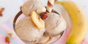 Resep Es Krim Pisang Berlumur Cokelat untuk Buka Puasa