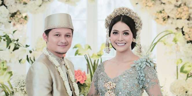 Selamat! Putri Indonesia 2017 Bunga Jelita Sedang Hamil Anak Pertama
