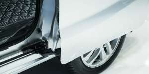7 Cara Rawat Mobil Sliding Door