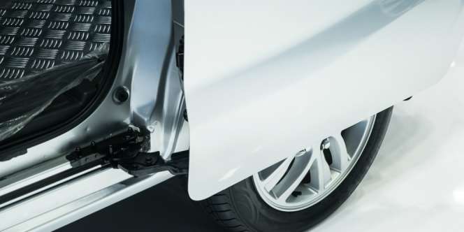 7 Cara Rawat Mobil Sliding Door