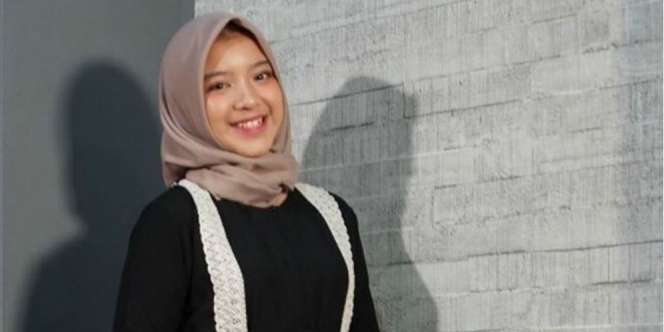 Mirip Nissa Sabyan, Cantiknya Tiara Idol Bergamis Santun