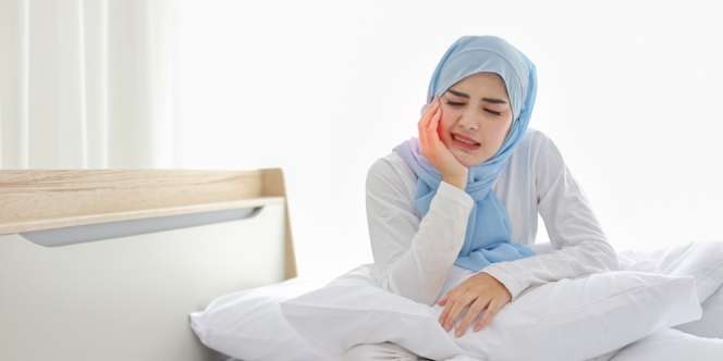 Bukan Bertambah Gemuk, Ini Penyebab Pipimu Bengkak