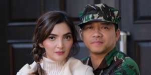 Sukses Bikin Ngakak, Ashanty dan Anang Bergaya Ala Yoon Se-ri dan Kapten Ri