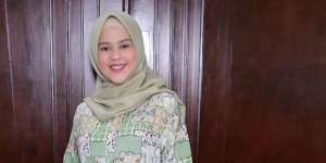 Baby Bump Makin Besar, Cut Meyriska Imut Pakai Piyama