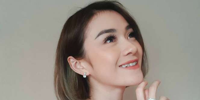 Dulu Tomboi, Kini Tampilan Baru Dara 'The Virgin' Mengejutkan